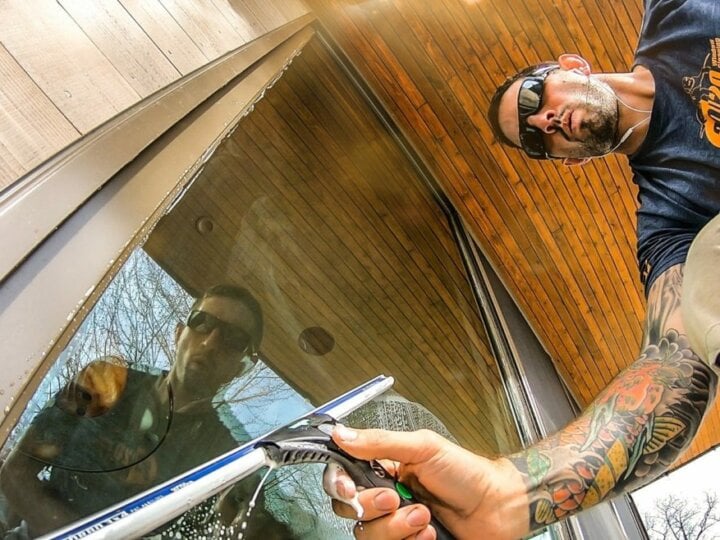 Window Cleaning Canvassing Tips and Sales Scripts