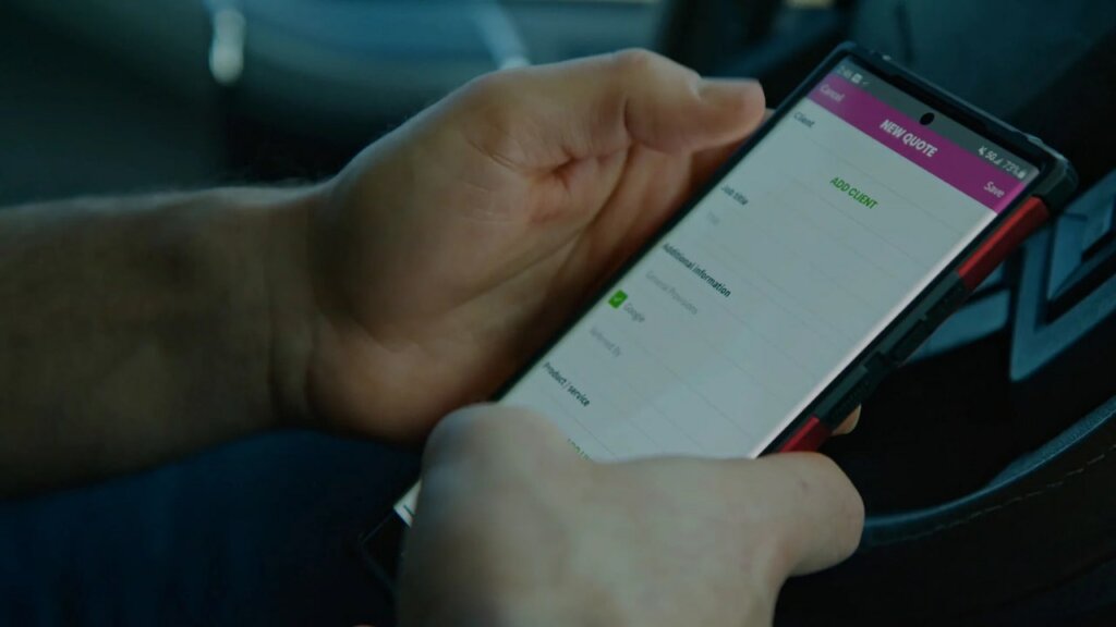 hands holding a phone